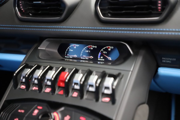 Used 2016 Lamborghini Huracan LP 610-4 Spyder for sale Sold at Pagani of Greenwich in Greenwich CT 06830 27