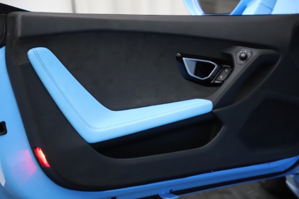 Used 2016 Lamborghini Huracan LP 610-4 Spyder for sale Sold at Pagani of Greenwich in Greenwich CT 06830 28