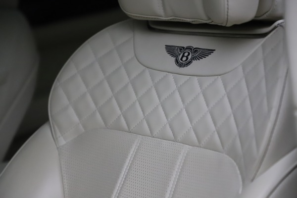 Used 2018 Bentley Bentayga W12 Signature for sale Sold at Pagani of Greenwich in Greenwich CT 06830 21