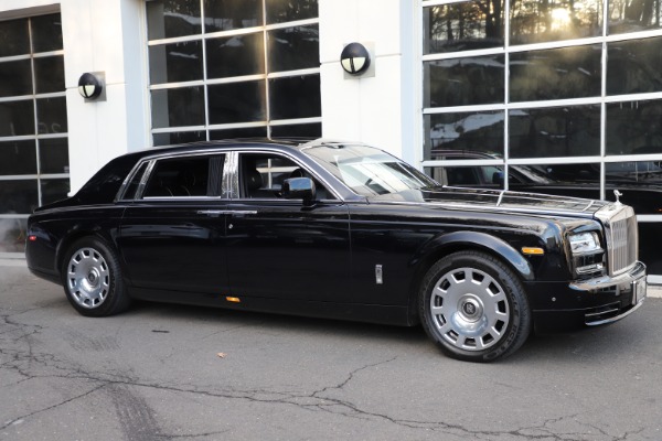 Used 2015 Rolls-Royce Phantom EWB for sale Sold at Pagani of Greenwich in Greenwich CT 06830 3