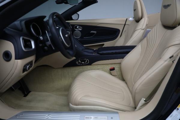 Used 2021 Aston Martin DB11 Volante for sale Call for price at Pagani of Greenwich in Greenwich CT 06830 20