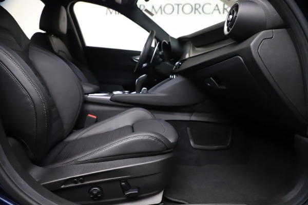 New 2021 Alfa Romeo Giulia Ti Sport Q4 for sale Sold at Pagani of Greenwich in Greenwich CT 06830 23