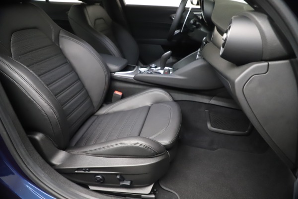 New 2021 Alfa Romeo Giulia Ti Sport Q4 for sale Sold at Pagani of Greenwich in Greenwich CT 06830 24