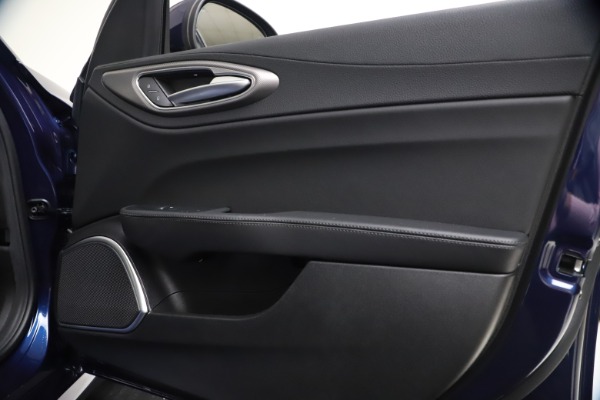 New 2021 Alfa Romeo Giulia Ti Sport Q4 for sale Sold at Pagani of Greenwich in Greenwich CT 06830 25