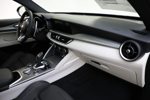 New 2021 Alfa Romeo Stelvio Ti Sport Q4 for sale Sold at Pagani of Greenwich in Greenwich CT 06830 22
