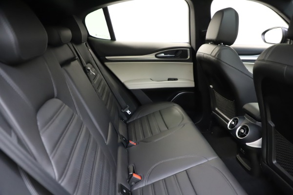 New 2021 Alfa Romeo Stelvio Ti Sport Q4 for sale Sold at Pagani of Greenwich in Greenwich CT 06830 27