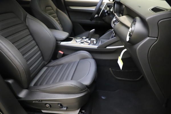 New 2021 Alfa Romeo Stelvio Ti Sport Q4 for sale Sold at Pagani of Greenwich in Greenwich CT 06830 24