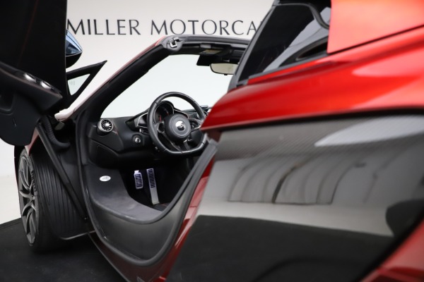 Used 2016 McLaren 650S Spider for sale Sold at Pagani of Greenwich in Greenwich CT 06830 24