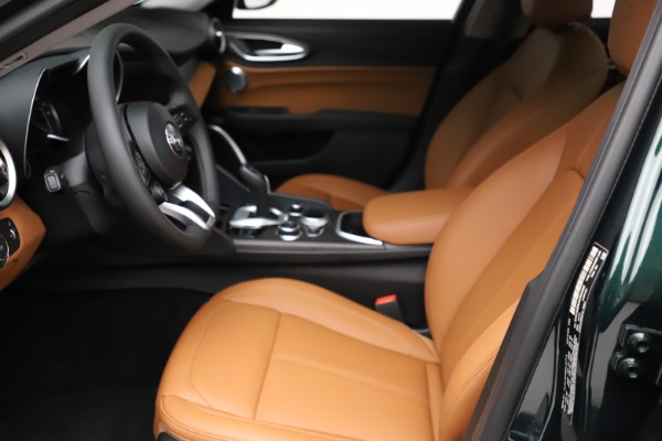 New 2021 Alfa Romeo Giulia Ti Q4 for sale Sold at Pagani of Greenwich in Greenwich CT 06830 17