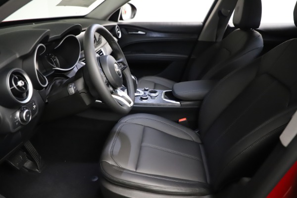 New 2021 Alfa Romeo Stelvio Q4 for sale $50,535 at Pagani of Greenwich in Greenwich CT 06830 15