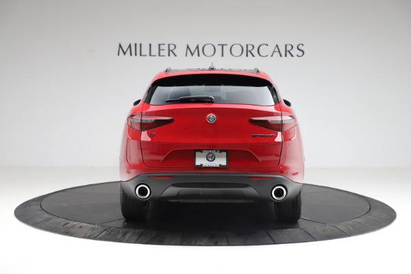 New 2021 Alfa Romeo Stelvio Q4 for sale $50,535 at Pagani of Greenwich in Greenwich CT 06830 6