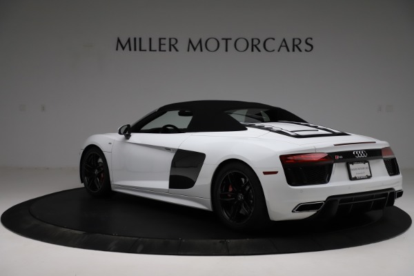 Used 2018 Audi R8 Spyder for sale $154,900 at Pagani of Greenwich in Greenwich CT 06830 18