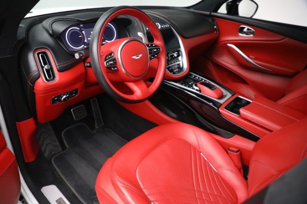 Used 2021 Aston Martin DBX for sale $137,900 at Pagani of Greenwich in Greenwich CT 06830 13
