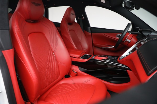 Used 2021 Aston Martin DBX for sale $137,900 at Pagani of Greenwich in Greenwich CT 06830 24