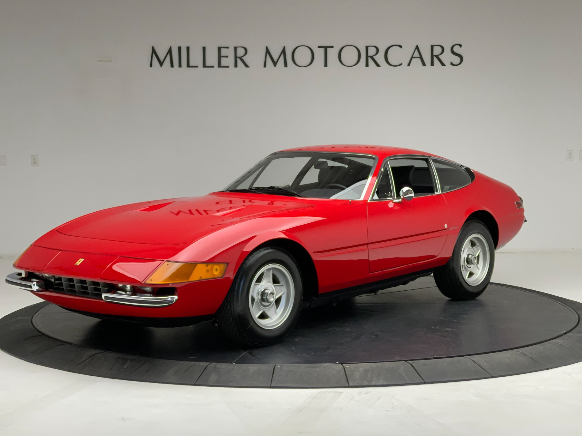 Used 1972 Ferrari 365 GTB/4 Daytona for sale Sold at Pagani of Greenwich in Greenwich CT 06830 1