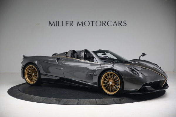 Used 2017 Pagani Huayra Roadster for sale Sold at Pagani of Greenwich in Greenwich CT 06830 10