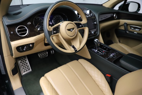 Used 2018 Bentley Bentayga W12 Signature Edition for sale Call for price at Pagani of Greenwich in Greenwich CT 06830 16
