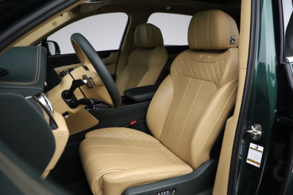 Used 2018 Bentley Bentayga W12 Signature Edition for sale Call for price at Pagani of Greenwich in Greenwich CT 06830 18