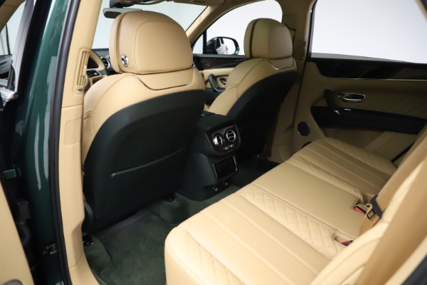 Used 2018 Bentley Bentayga W12 Signature Edition for sale Sold at Pagani of Greenwich in Greenwich CT 06830 20