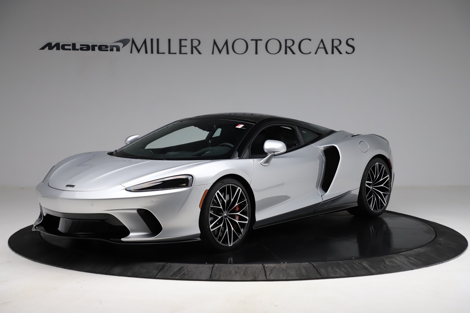 New 2021 McLaren GT Pioneer for sale $214,005 at Pagani of Greenwich in Greenwich CT 06830 1