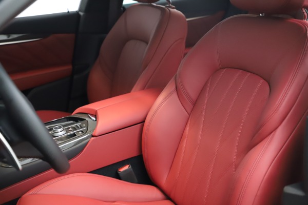 New 2021 Maserati Levante S Q4 GranLusso for sale $105,549 at Pagani of Greenwich in Greenwich CT 06830 14