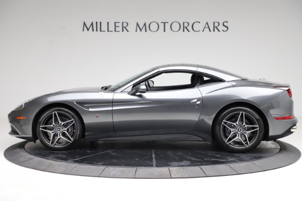Used 2016 Ferrari California T for sale Sold at Pagani of Greenwich in Greenwich CT 06830 15