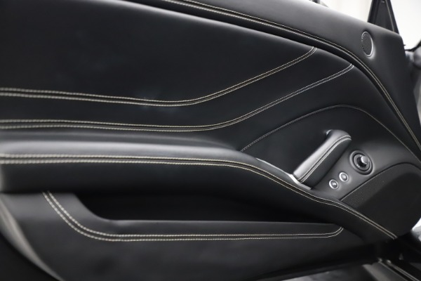 Used 2016 Ferrari California T for sale Sold at Pagani of Greenwich in Greenwich CT 06830 24