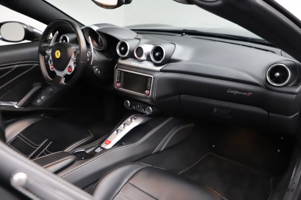 Used 2016 Ferrari California T for sale Sold at Pagani of Greenwich in Greenwich CT 06830 25