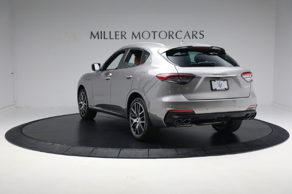 New 2021 Maserati Levante Q4 GranSport for sale $91,385 at Pagani of Greenwich in Greenwich CT 06830 11