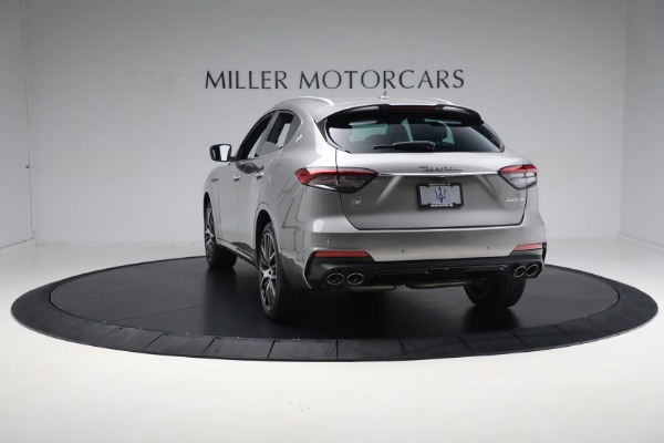 New 2021 Maserati Levante Q4 GranSport for sale $91,385 at Pagani of Greenwich in Greenwich CT 06830 12