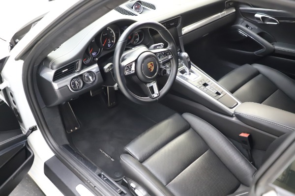 Used 2018 Porsche 911 Turbo for sale $159,990 at Pagani of Greenwich in Greenwich CT 06830 17