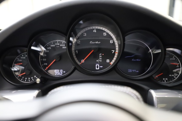Used 2018 Porsche 911 Turbo for sale $159,990 at Pagani of Greenwich in Greenwich CT 06830 19
