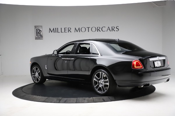 Used 2017 Rolls-Royce Ghost for sale $209,900 at Pagani of Greenwich in Greenwich CT 06830 7