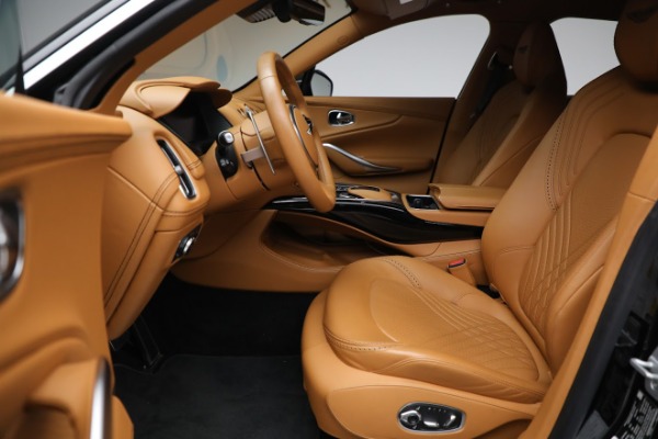 Used 2021 Aston Martin DBX for sale $149,900 at Pagani of Greenwich in Greenwich CT 06830 14