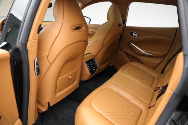 Used 2021 Aston Martin DBX for sale $149,900 at Pagani of Greenwich in Greenwich CT 06830 25