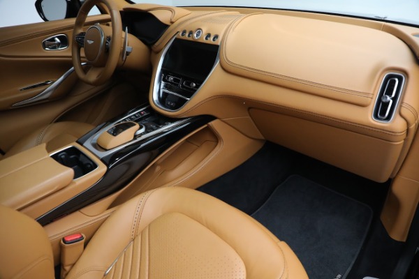 Used 2021 Aston Martin DBX for sale $149,900 at Pagani of Greenwich in Greenwich CT 06830 26