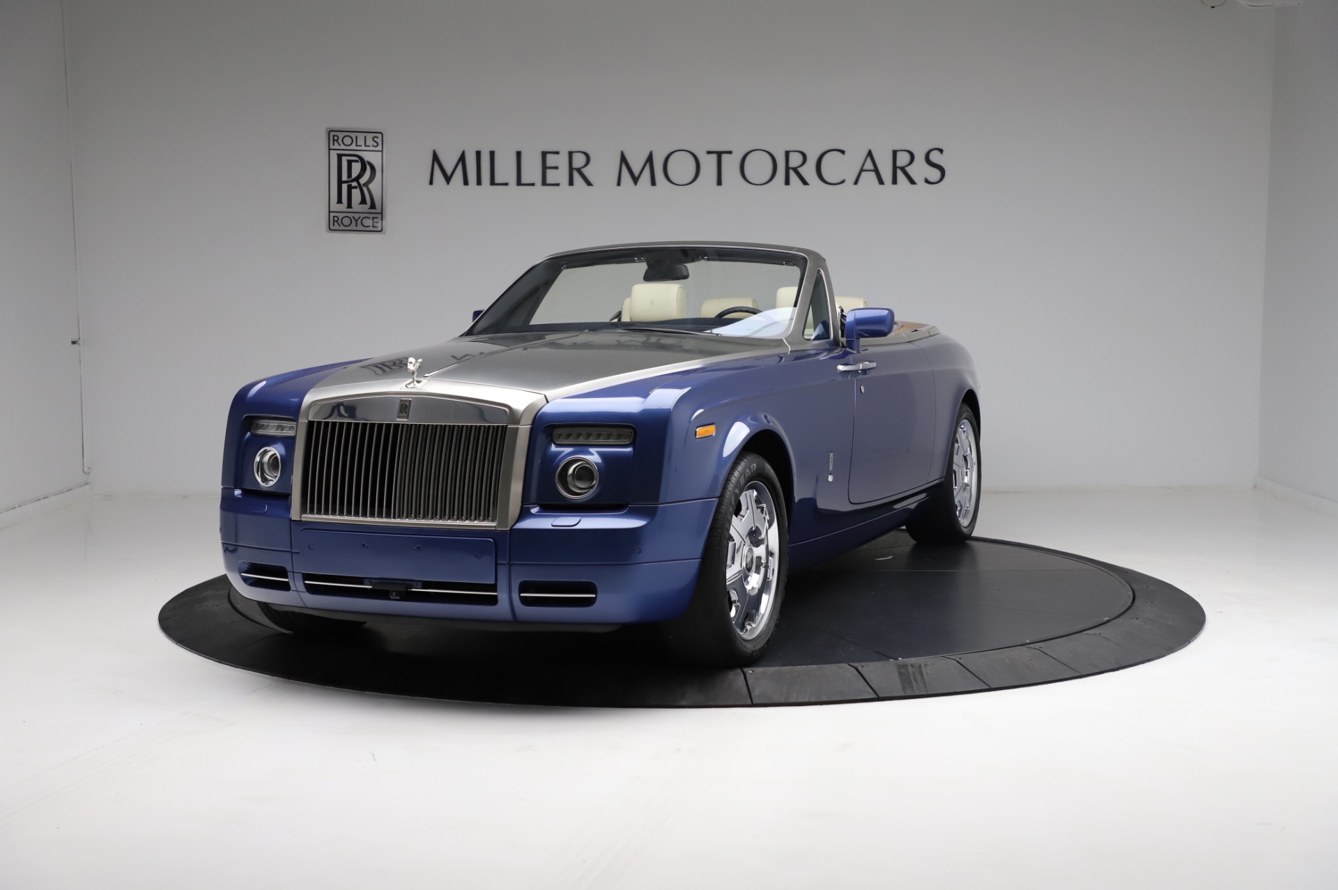 Used 2009 Rolls-Royce Phantom Drophead Coupe for sale Sold at Pagani of Greenwich in Greenwich CT 06830 1