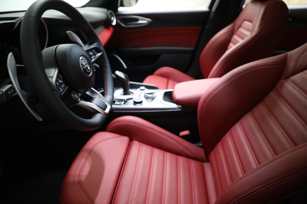 New 2021 Alfa Romeo Giulia Ti Sport Q4 for sale Call for price at Pagani of Greenwich in Greenwich CT 06830 14