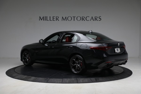 New 2021 Alfa Romeo Giulia Ti Sport Q4 for sale Call for price at Pagani of Greenwich in Greenwich CT 06830 4