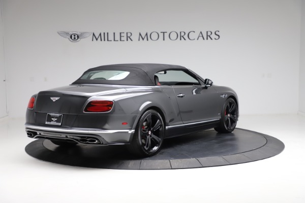 Used 2017 Bentley Continental GT V8 S for sale Sold at Pagani of Greenwich in Greenwich CT 06830 19
