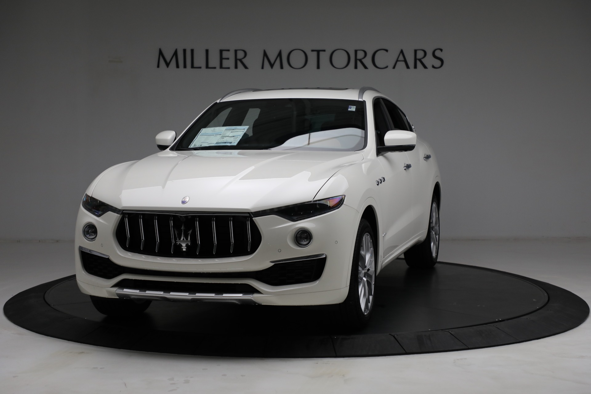 New 2021 Maserati Levante Q4 GranLusso for sale Sold at Pagani of Greenwich in Greenwich CT 06830 1