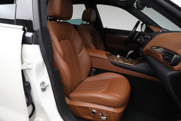 Used 2021 Maserati Levante Q4 GranLusso for sale Sold at Pagani of Greenwich in Greenwich CT 06830 12