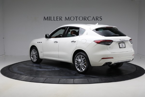 Used 2021 Maserati Levante Q4 GranLusso for sale Sold at Pagani of Greenwich in Greenwich CT 06830 3
