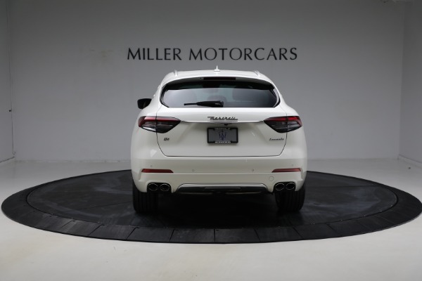 Used 2021 Maserati Levante Q4 GranLusso for sale Sold at Pagani of Greenwich in Greenwich CT 06830 4