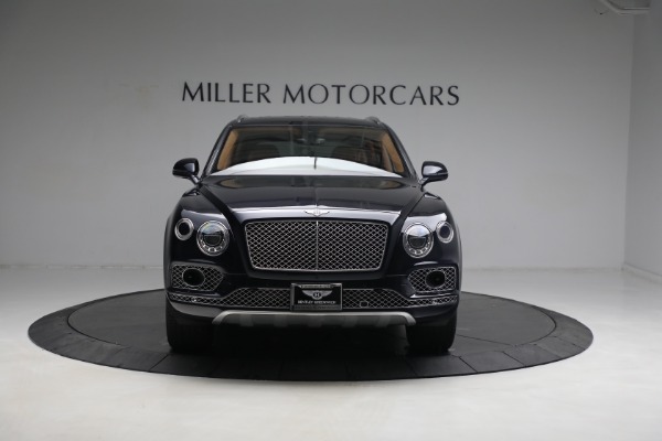 Used 2018 Bentley Bentayga W12 Signature for sale $109,900 at Pagani of Greenwich in Greenwich CT 06830 12