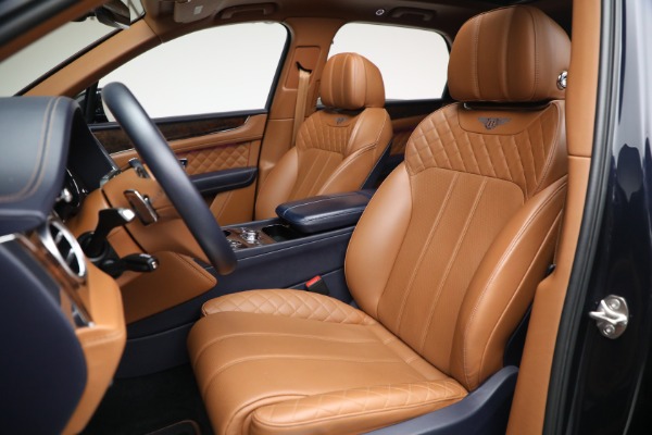 Used 2018 Bentley Bentayga W12 Signature for sale $109,900 at Pagani of Greenwich in Greenwich CT 06830 19