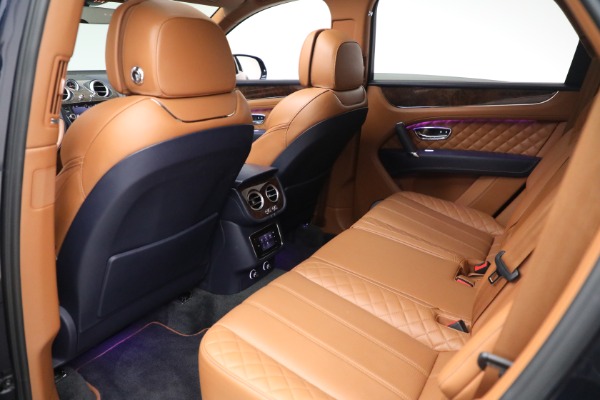Used 2018 Bentley Bentayga W12 Signature for sale $109,900 at Pagani of Greenwich in Greenwich CT 06830 21