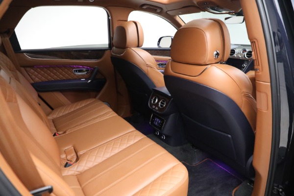 Used 2018 Bentley Bentayga W12 Signature for sale Sold at Pagani of Greenwich in Greenwich CT 06830 27