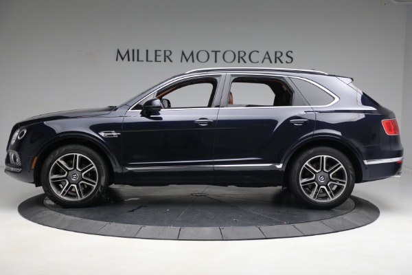 Used 2018 Bentley Bentayga W12 Signature for sale $109,900 at Pagani of Greenwich in Greenwich CT 06830 3