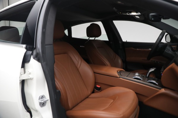Used 2021 Maserati Quattroporte S Q4 GranLusso for sale $79,995 at Pagani of Greenwich in Greenwich CT 06830 16